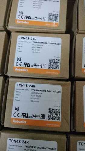 AUTONICS TEMPERATURE CONTROLLER,TCN4S-24R