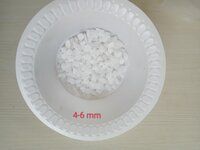 Natural Pure White Quartz Lumps crushed smaller chips for industrial application used