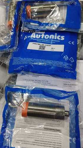 AUTONICS, PROXIMITY SENSOR PRCML30-15DP.