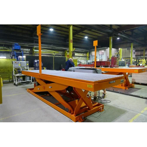 Truck Loading Scissors Lift - Attributes: Strong