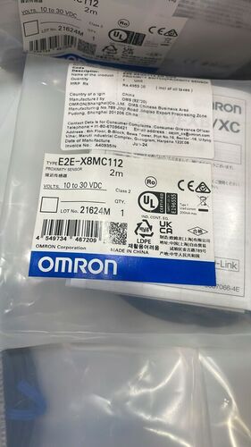 Omron, Proximity Switch, E2E-X8Mc112 - Application: Industrial Automation