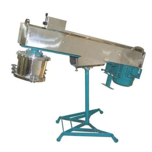 Namkeen Extruder Machine - Capacity: 300 Kg/Hr