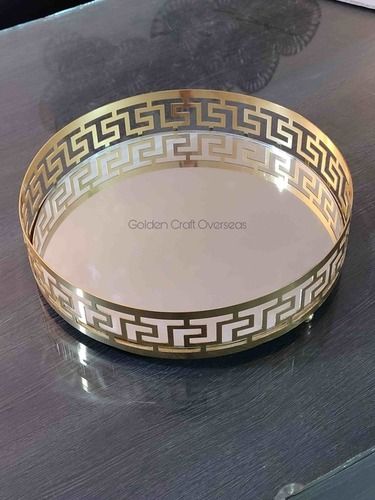 Stylish Golden Tray - Color: Gold