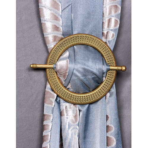  Curtain holdback