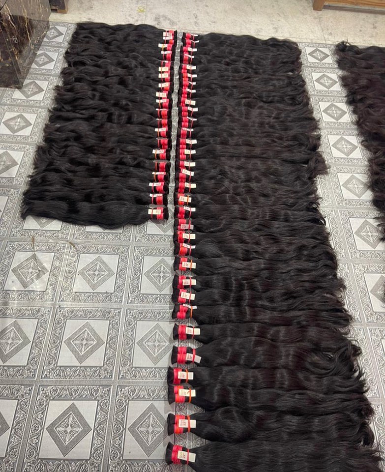 Indian Raw Hair - 18 Inch Natural Remy Hair Extensions | Non Remy Double Drawn Quality, 1 Kg Weight, Designed for Women