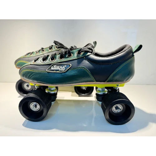 Lgm Clasic Package Roller Skates With Rubber Wheels - Age Group: Children