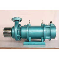 5 Hp V8 Submersible Pump - Color: Green