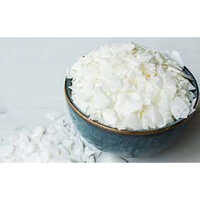 Soy Candle Wax - Semi-refined, Melting Point 40â°c | Normal Viscosity, Eco-friendly Alternative To Paraffin Wax For Candle Making