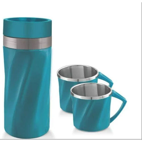 Vacuum Flask With 2 Cups Gift Set