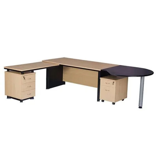 Numero-5 Executive Wooden Desk - Application: Office