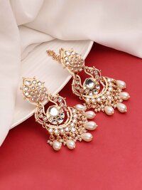 Traditional Kundan Jewelry| Kundan Earrings| Kundan Earrings for Weddings| Kundan Earring Trends| Kundan Earring Collection.