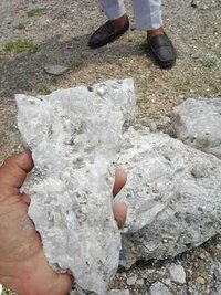 Mica Quartz - Shape: Flake