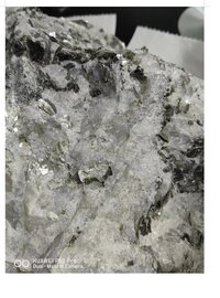 Mica Punching Quartz - Shape: Flake