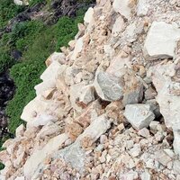 Dolomite Lump - Basic Refractory Block, High-quality Basic Refractory Shape For Superior Thermal Resistance