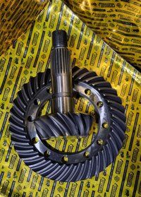 CROWN PINION 15 X 37 N/M