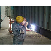 कंटेनर निर्माण सेवा