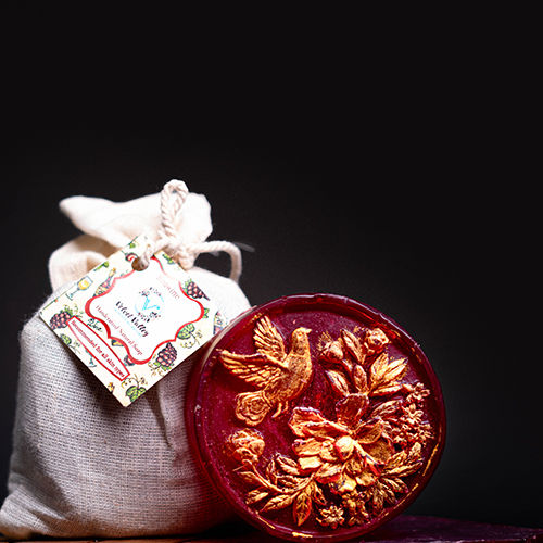 Redwine Soap - Color: Red