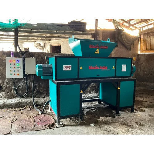 Dual Shaft Dry Coconut Husk Shredder - Automatic Grade: Automatic