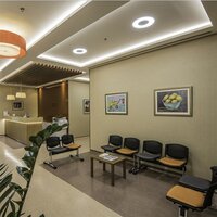Comfortable Hospital Chair - Feature: Durable