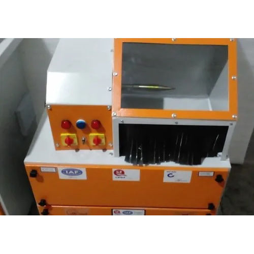 Industrial Bench Polisher Buffing Machine - Automatic Grade: Semi-Automatic