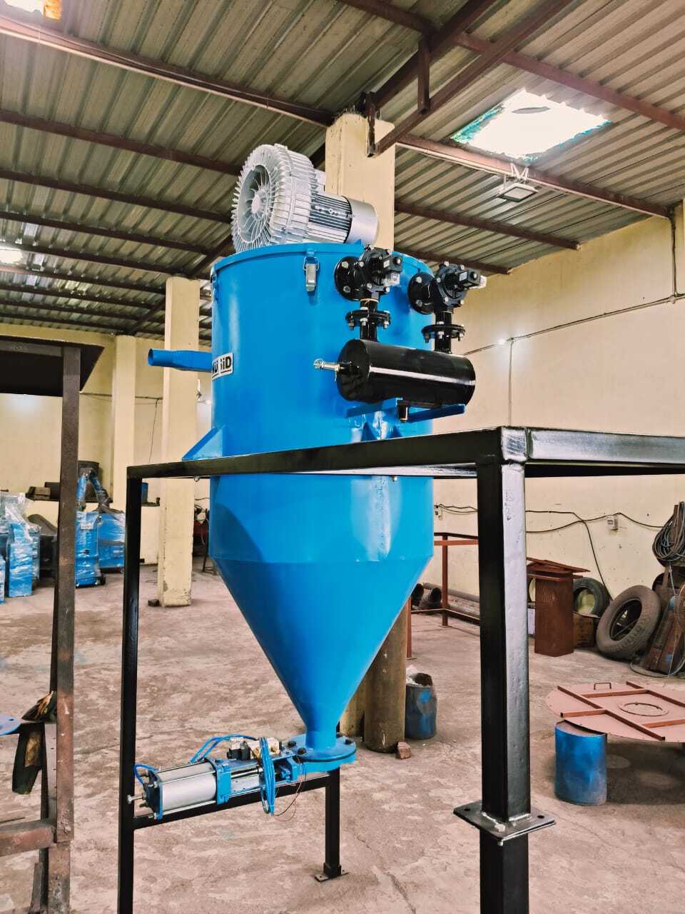 Central Vacuum Cleaning Machine