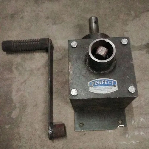 Mild Steel Shutter Gear Box - Efficiency: High