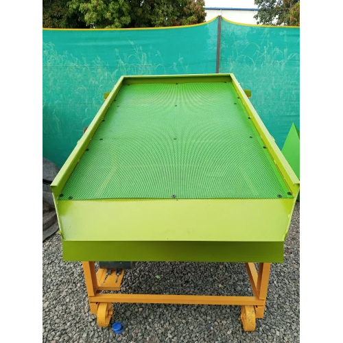 Industrial Vibratory Screening Machine - Material: Stainless Steel