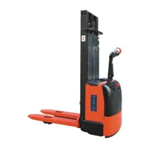 Self Propelled Stacker