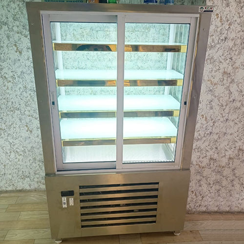 Stainless Steel Vertical Display Counter - Color: Silver