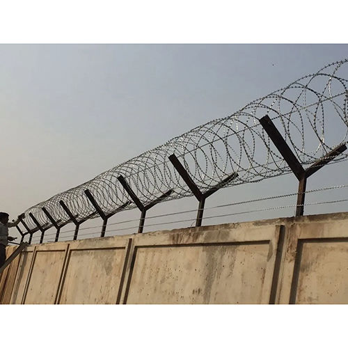 Concertina Coil Fencing - Application: Commercial Site