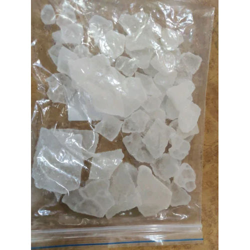 Iso Borneol Flakes Aromatic Chemical - Grade: Industrial Grade