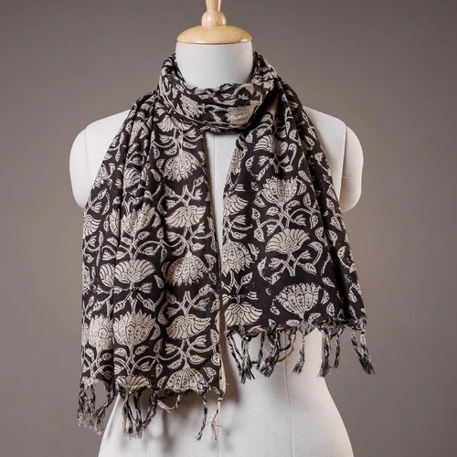 Ladies Printed Stole - Fabric Type: Cotton