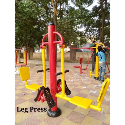Outdoor Leg Press Machine