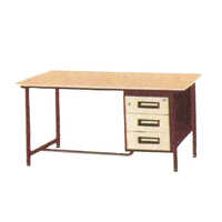 Steel Office Table - Color: Mulicolor