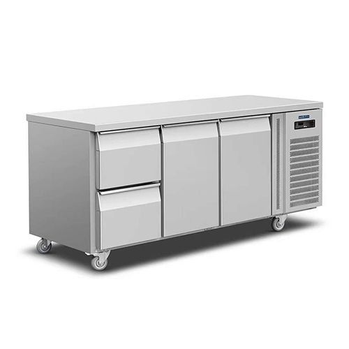 Table Top Under Counter Chiller - Color: Silver