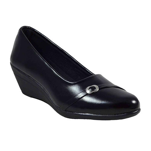 Ladies Dress Shoes - Color: Black