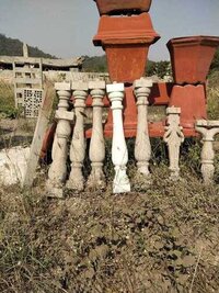 Rcc Concrete Baluster - Durable Concrete Material, Various Size Options , Sleek Plain Surface For Industrial Applications