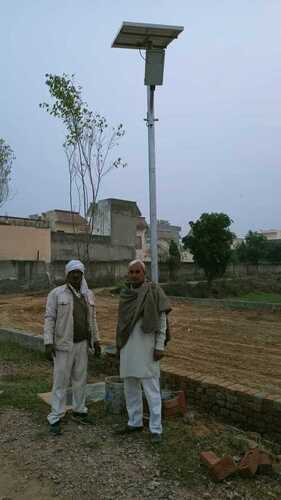 SOLAR STREET LIGHT