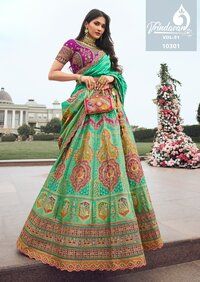 DESIGNER WEDDING  LEHENGA