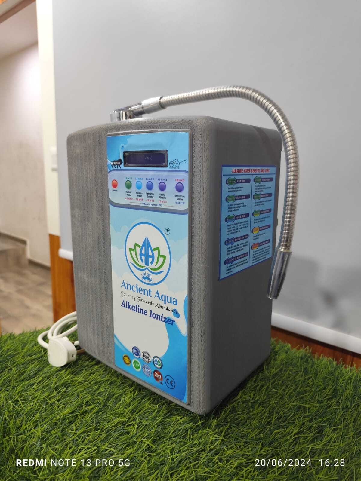 ALKALINE WATER IONIZER