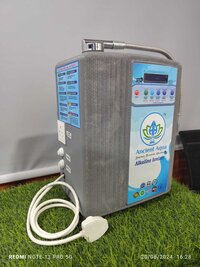 ALKALINE WATER IONIZER