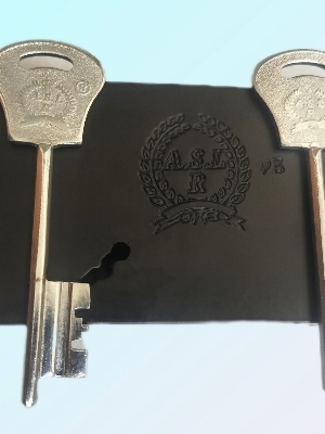 Heavy Side Shutter Lock