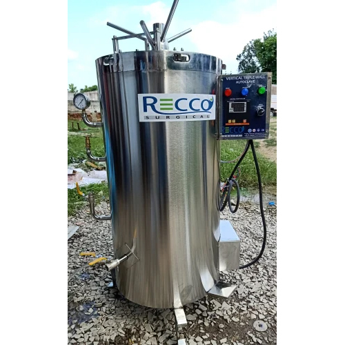 Vertical Triple Walled High Pressure Autoclave