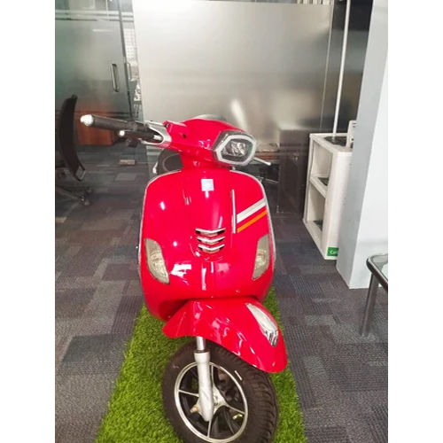 Fidus Flutter Plus Red Electric Scooter - Battery Life: 4-5 Hours (Charging Time) Hours