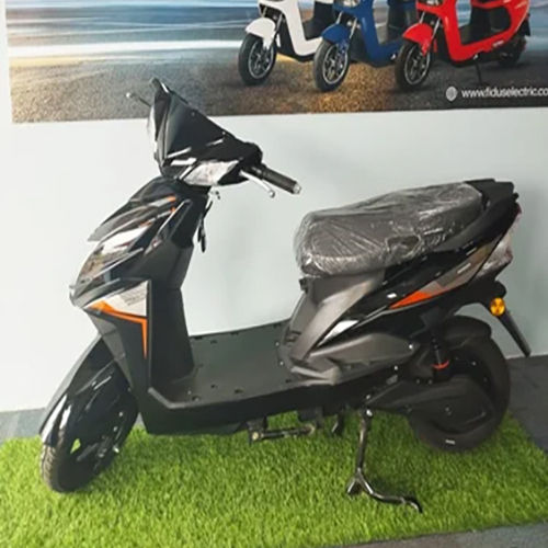 Fidus Passerine Black Electric Scooter - Battery Life: 8-9 Hours (Charging Time) Months