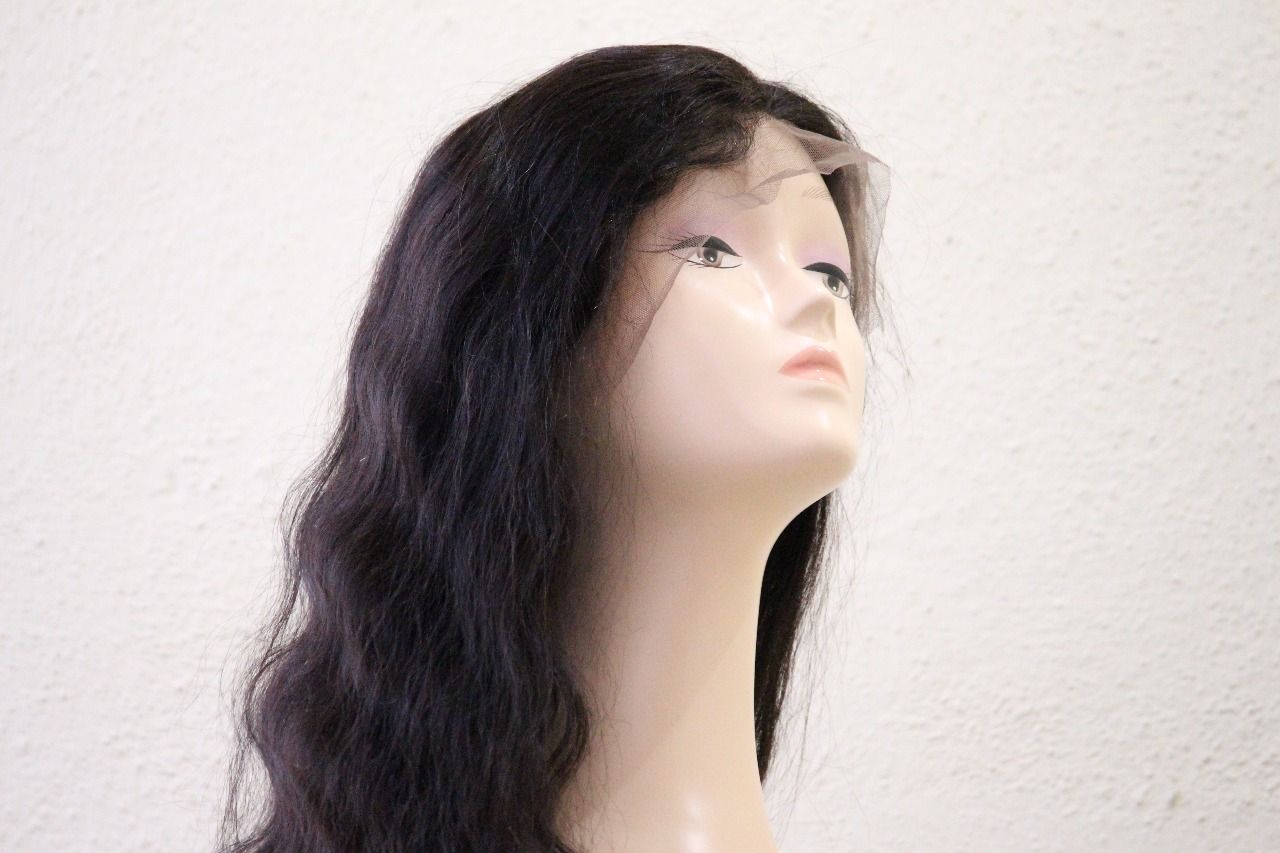 WOMEN WIG IN HUMAN HAIR