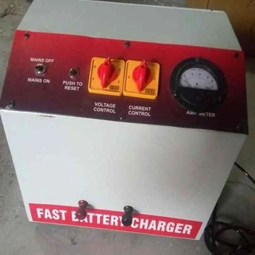 Fast Battery Charger - Input Voltage: 220 Volt (V)