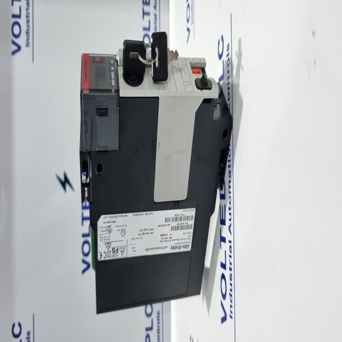 Allen Bradley 1756-L73S / 1756L73S Ser B GuardLogix Logix5573S Controller 8M4M
