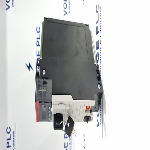Allen Bradley 1756-L73S / 1756L73S Ser B GuardLogix Logix5573S Controller 8M4M