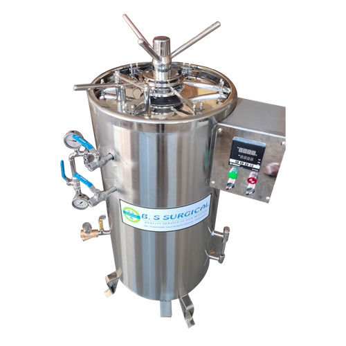 Vertical Stainless Steel Autoclave - Operate Method: Semi Automatic